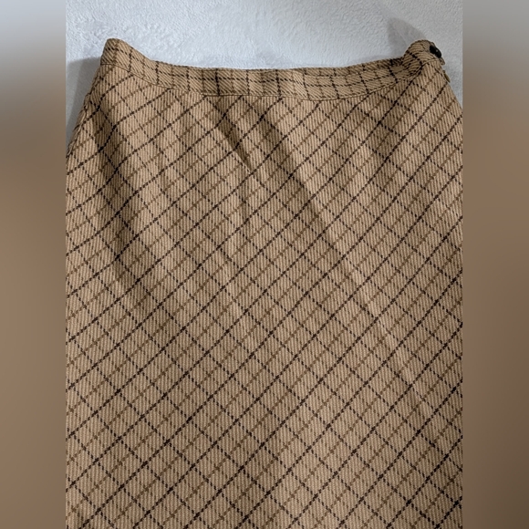 Zara Woman, Tan Checkered A-Line Skirt, Cute, Unique & Chic, Size US 8, EUR 40 - Picture 2 of 6